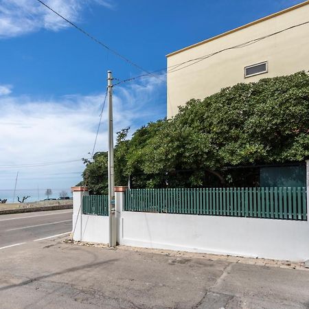 Villetta Bianca Sulla Spiaggia - Apulia Home Gallipoli Εξωτερικό φωτογραφία