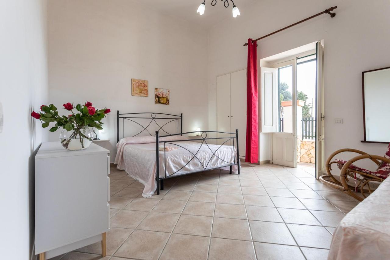 Villetta Bianca Sulla Spiaggia - Apulia Home Gallipoli Εξωτερικό φωτογραφία